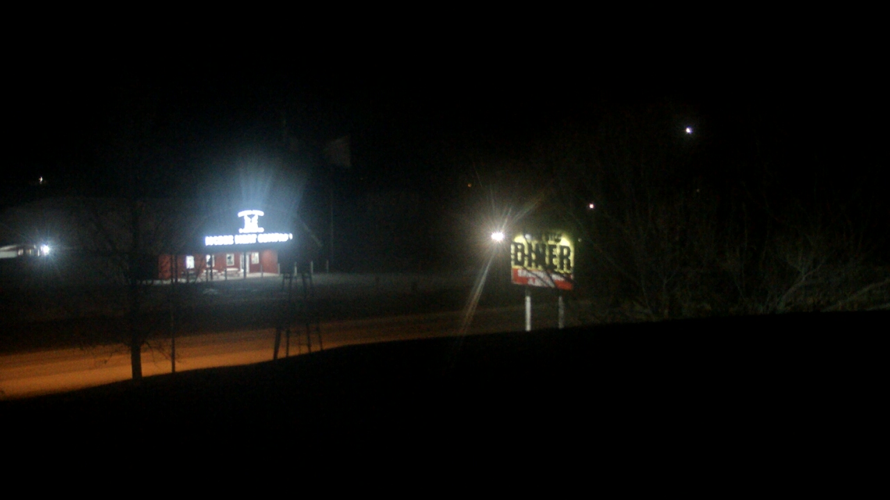 Thumbnail for current weather camera view from Amish Country Store in Lamoni, Iowa