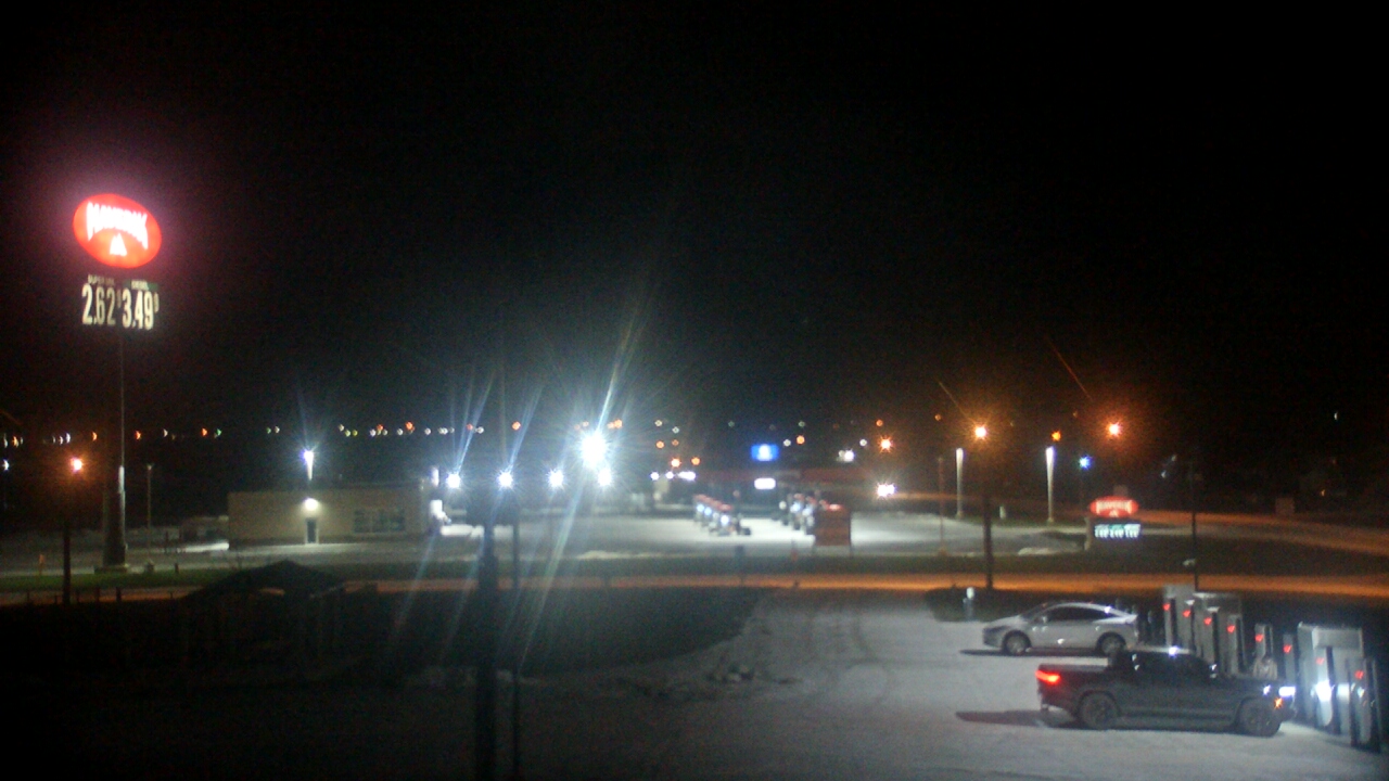 Thumbnail for current weather camera view from Amish Country Store in Lamoni, Iowa