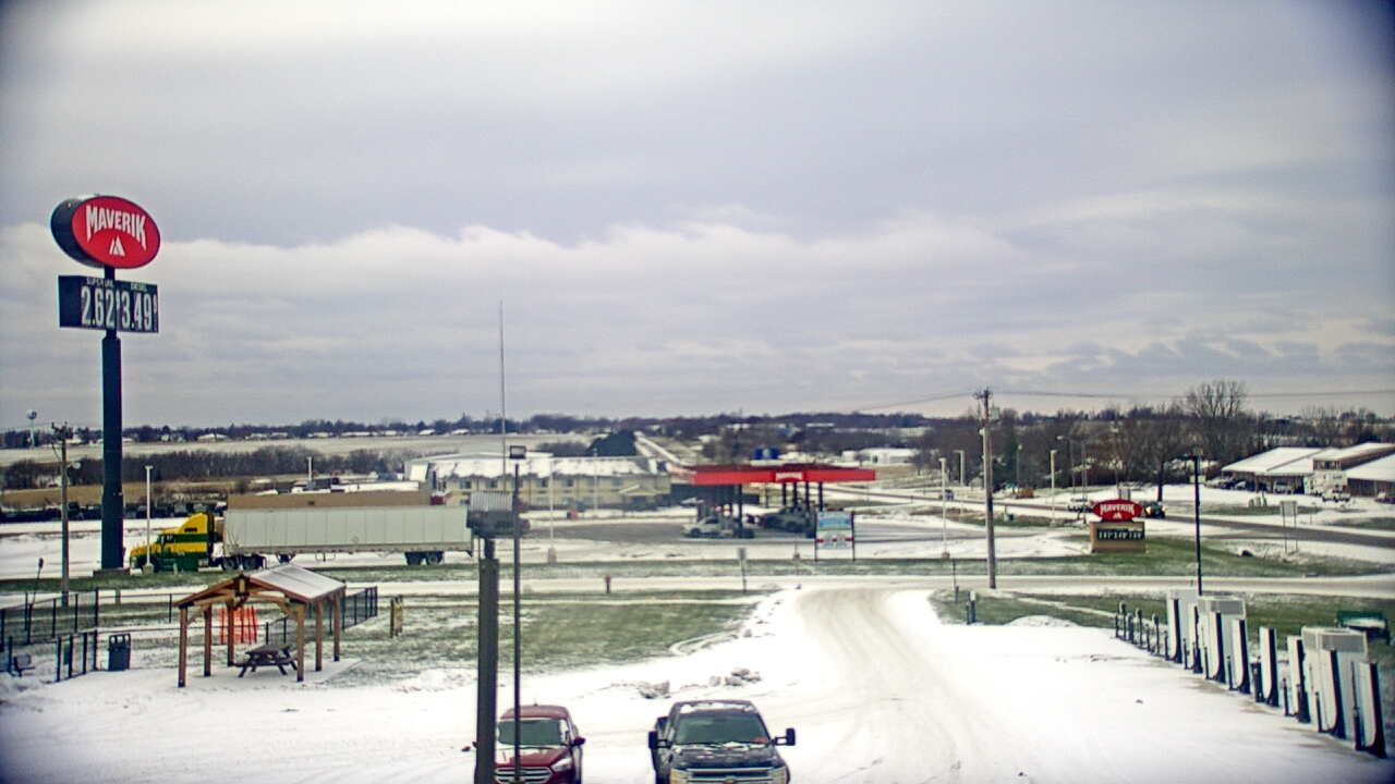 Thumbnail for current weather camera view from Amish Country Store in Lamoni, Iowa