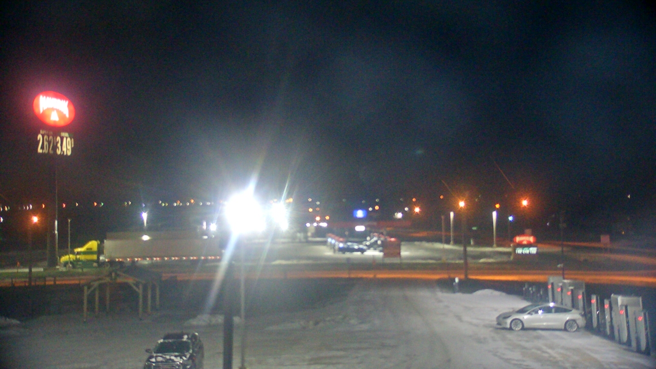 Thumbnail for current weather camera view from Amish Country Store in Lamoni, Iowa