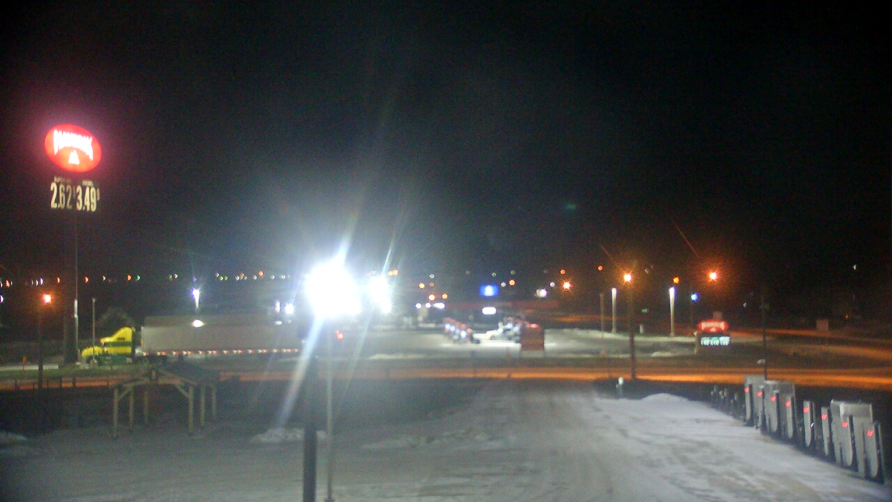 Thumbnail for current weather camera view from Amish Country Store in Lamoni, Iowa