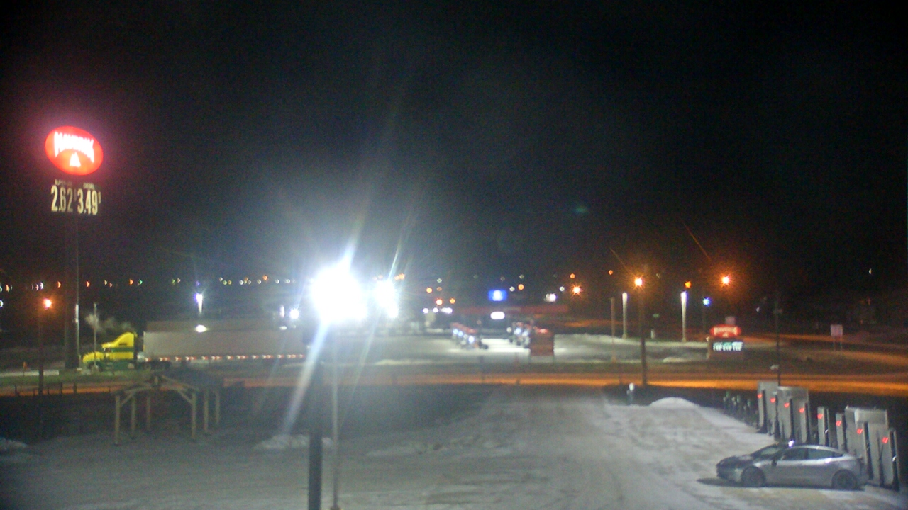 Thumbnail for current weather camera view from Amish Country Store in Lamoni, Iowa