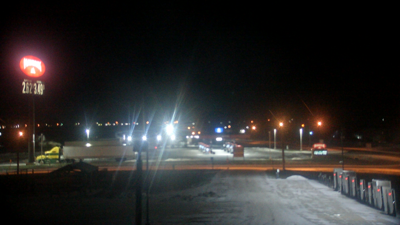 Thumbnail for current weather camera view from Amish Country Store in Lamoni, Iowa