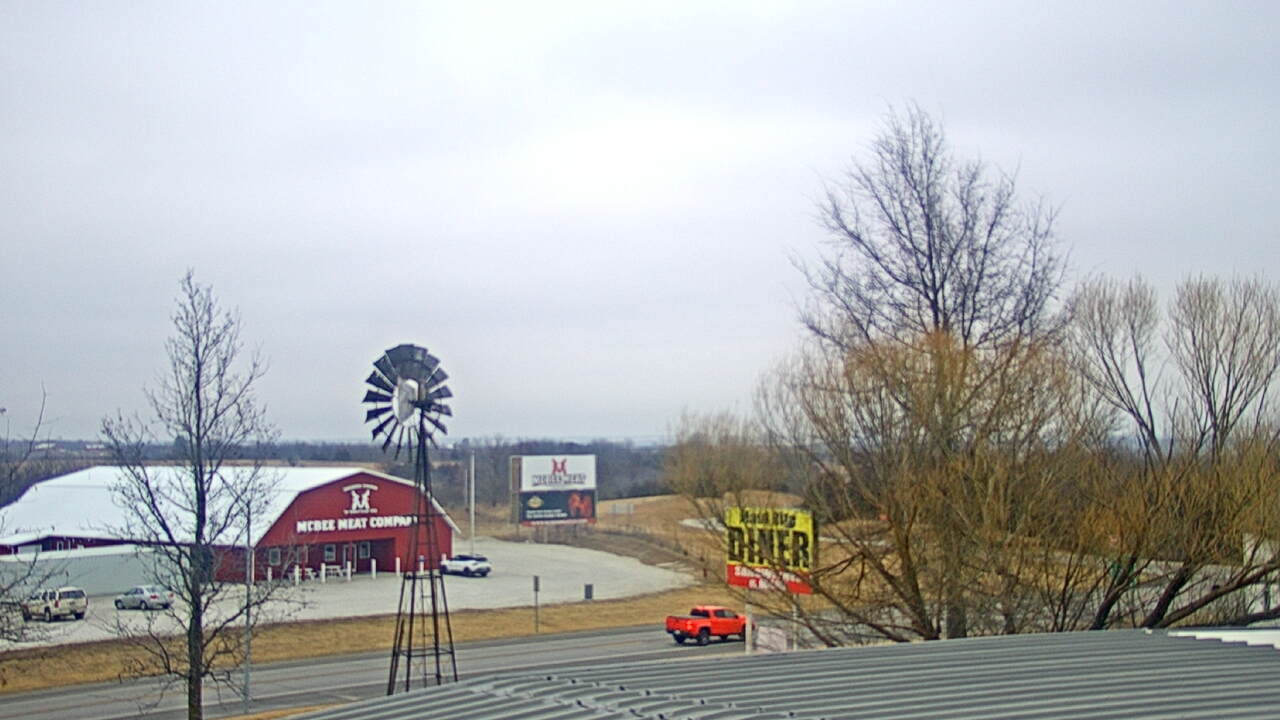 Thumbnail for current weather camera view from Amish Country Store in Lamoni, Iowa