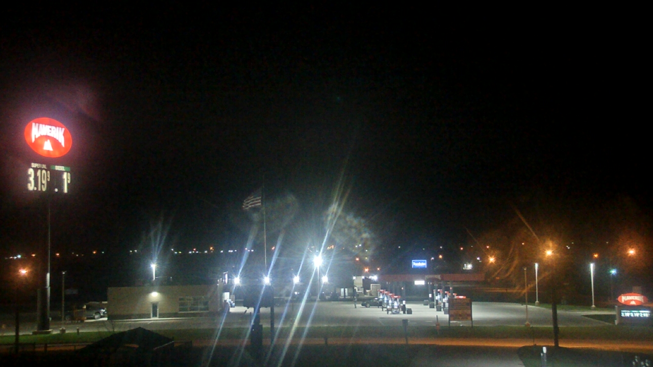 Thumbnail for current weather camera view from Amish Country Store in Lamoni, Iowa