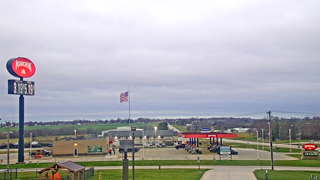 Thumbnail for current weather camera view from Amish Country Store in Lamoni, Iowa