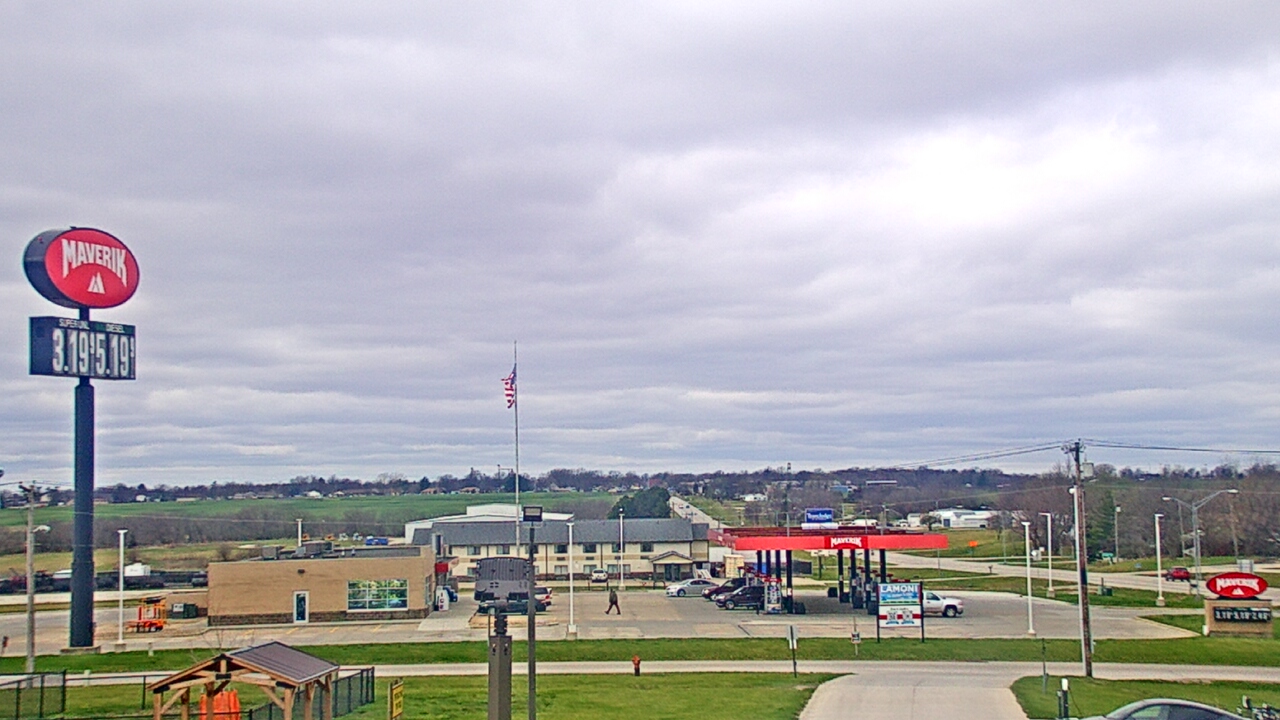 Thumbnail for current weather camera view from Amish Country Store in Lamoni, Iowa