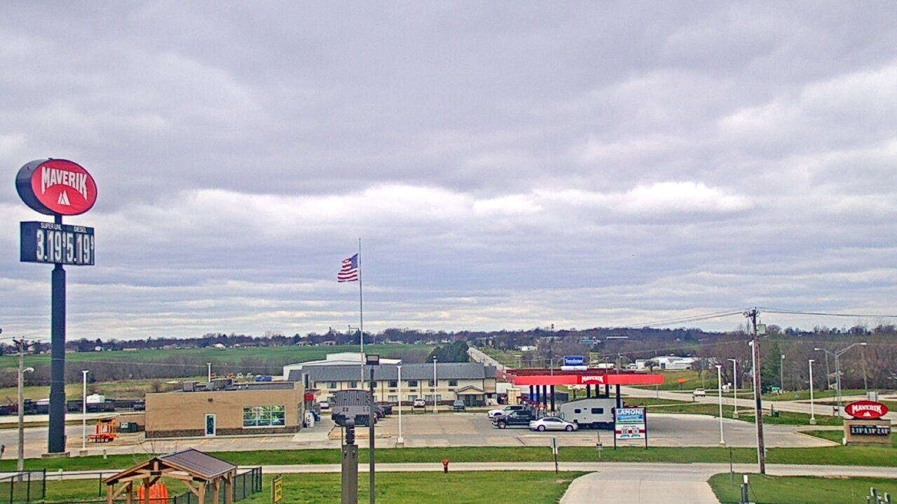 Thumbnail for current weather camera view from Amish Country Store in Lamoni, Iowa