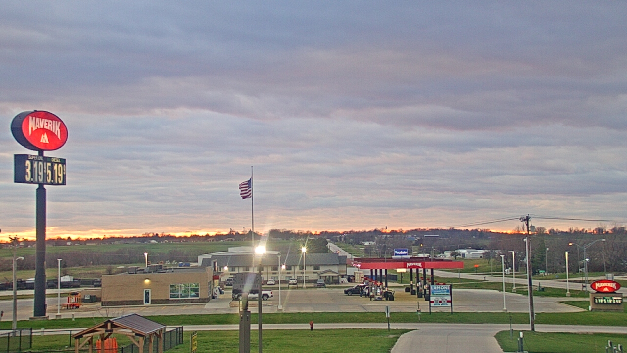 Thumbnail for current weather camera view from Amish Country Store in Lamoni, Iowa