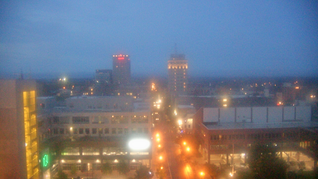Thumbnail for current weather camera view from The Imperial Ballrooms at Holiday Inn Lancaster in Lancaster, Pennsylvania