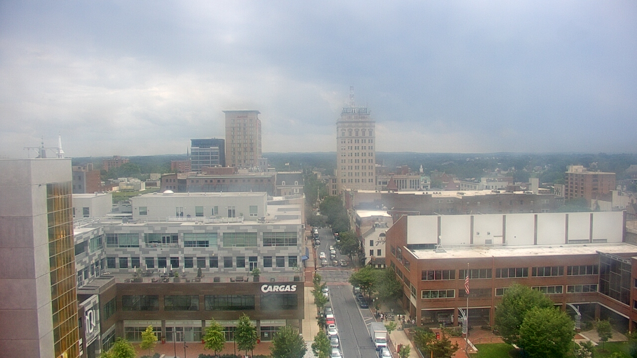 Thumbnail for current weather camera view from The Imperial Ballrooms at Holiday Inn Lancaster in Lancaster, Pennsylvania