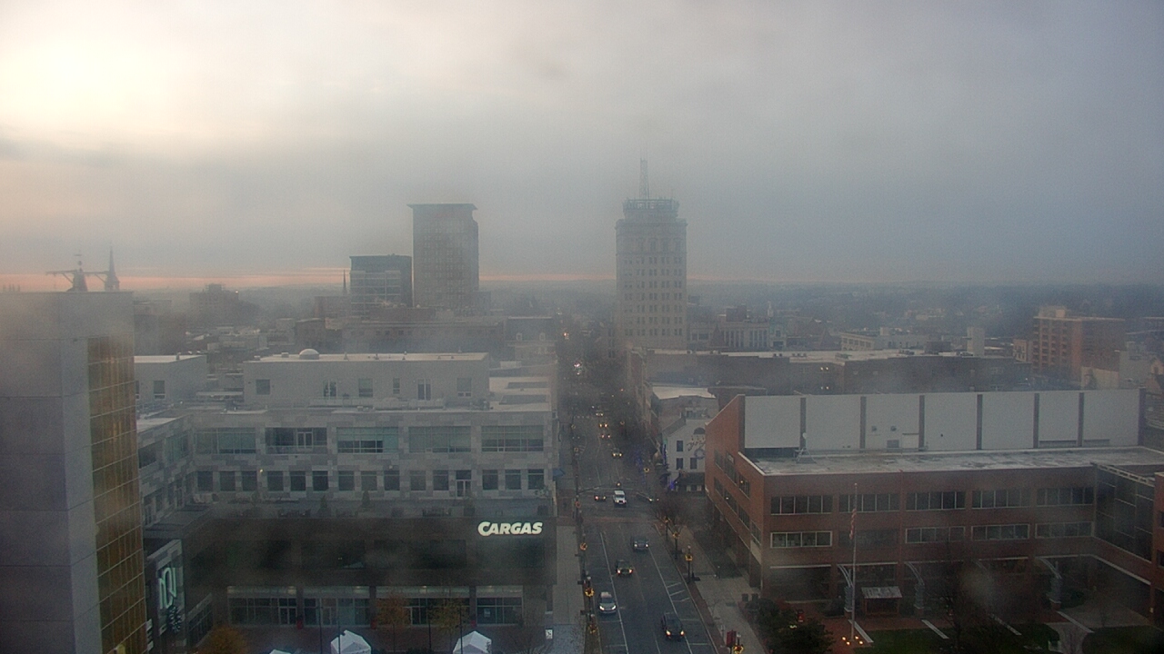 Thumbnail for current weather camera view from The Imperial Ballrooms at Holiday Inn Lancaster in Lancaster, Pennsylvania