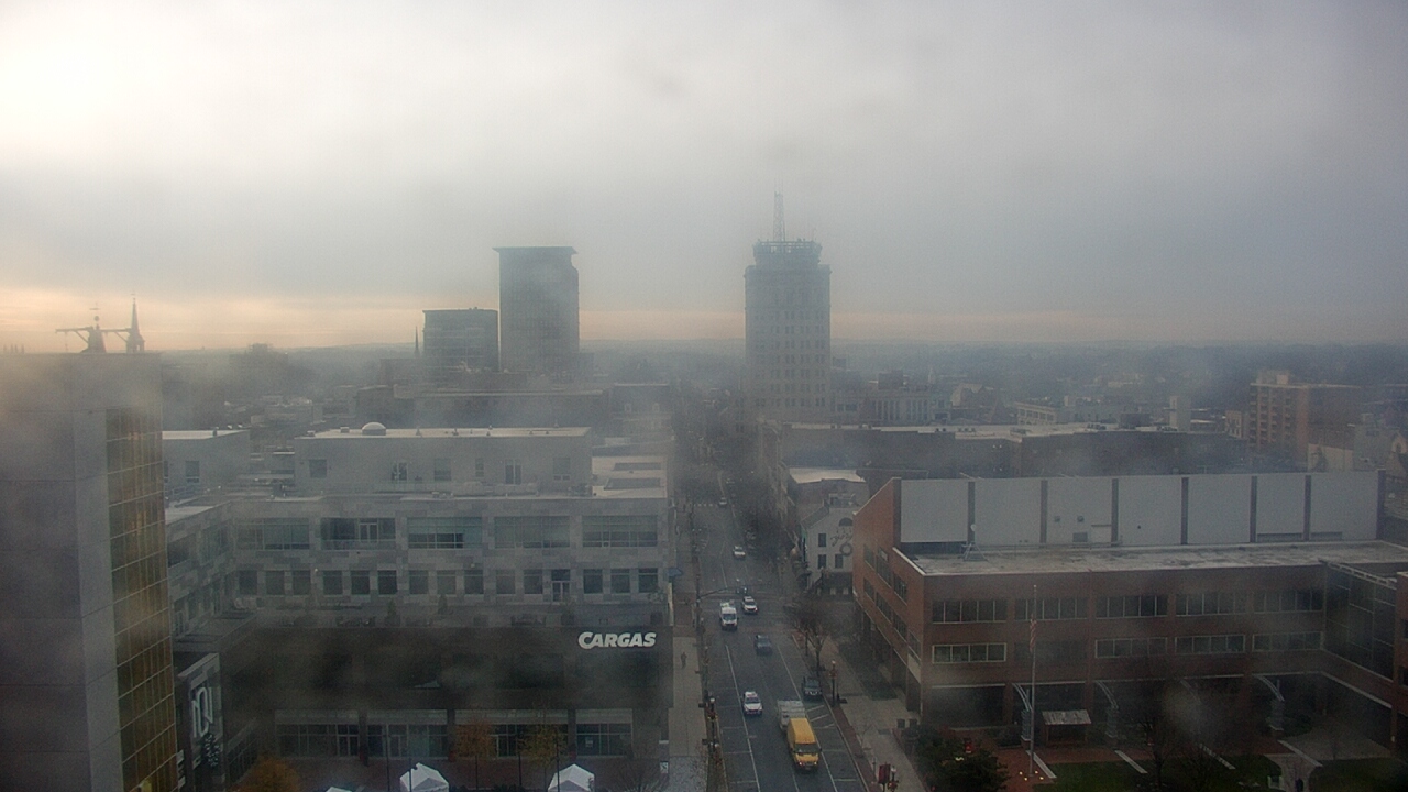 Thumbnail for current weather camera view from The Imperial Ballrooms at Holiday Inn Lancaster in Lancaster, Pennsylvania