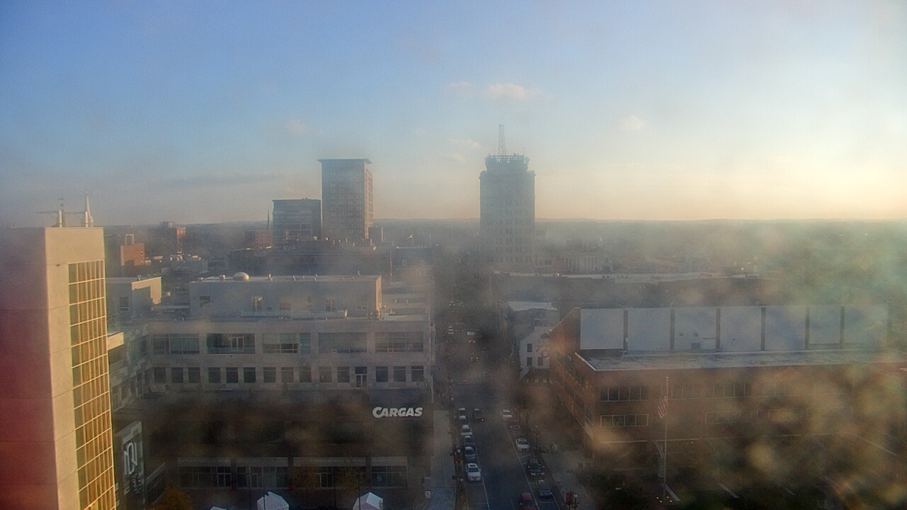 Thumbnail for current weather camera view from The Imperial Ballrooms at Holiday Inn Lancaster in Lancaster, Pennsylvania