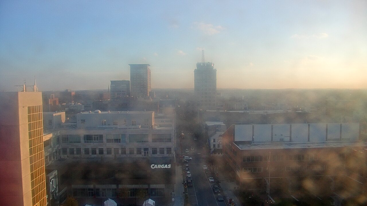 Thumbnail for current weather camera view from The Imperial Ballrooms at Holiday Inn Lancaster in Lancaster, Pennsylvania