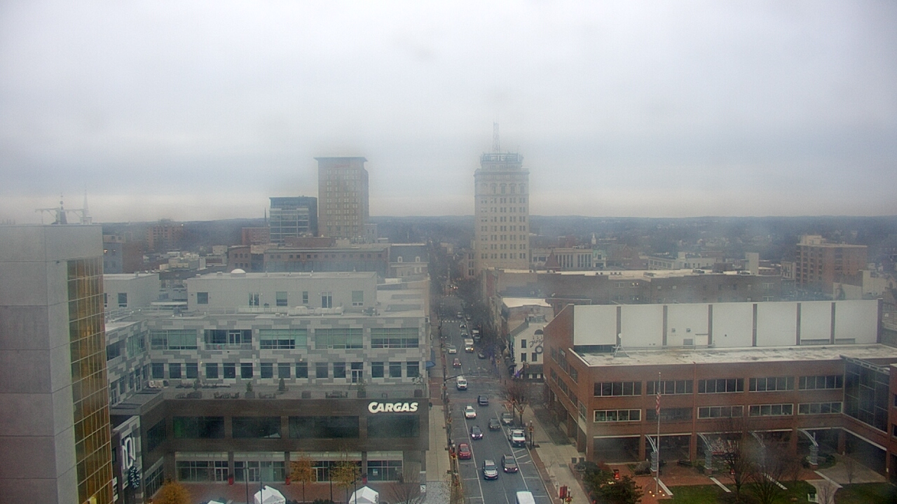 Thumbnail for current weather camera view from The Imperial Ballrooms at Holiday Inn Lancaster in Lancaster, Pennsylvania