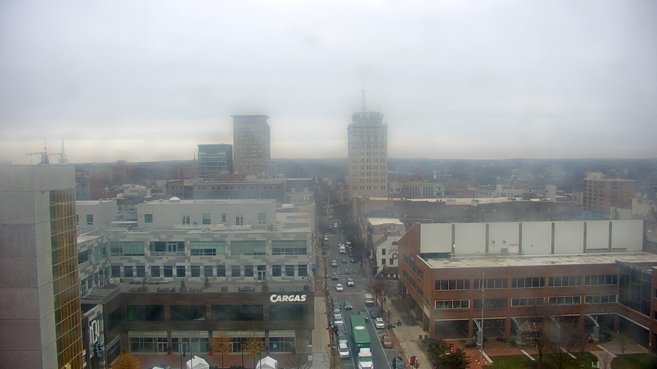 Thumbnail for current weather camera view from The Imperial Ballrooms at Holiday Inn Lancaster in Lancaster, Pennsylvania