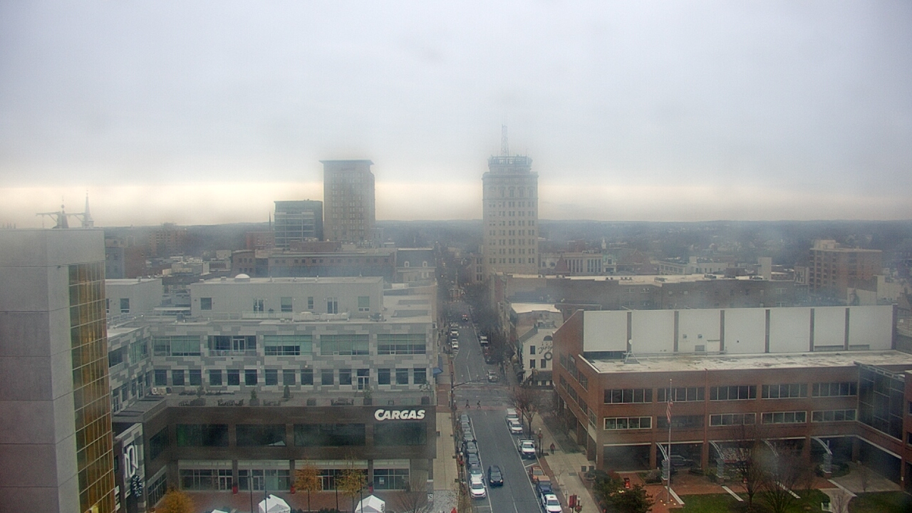 Thumbnail for current weather camera view from The Imperial Ballrooms at Holiday Inn Lancaster in Lancaster, Pennsylvania
