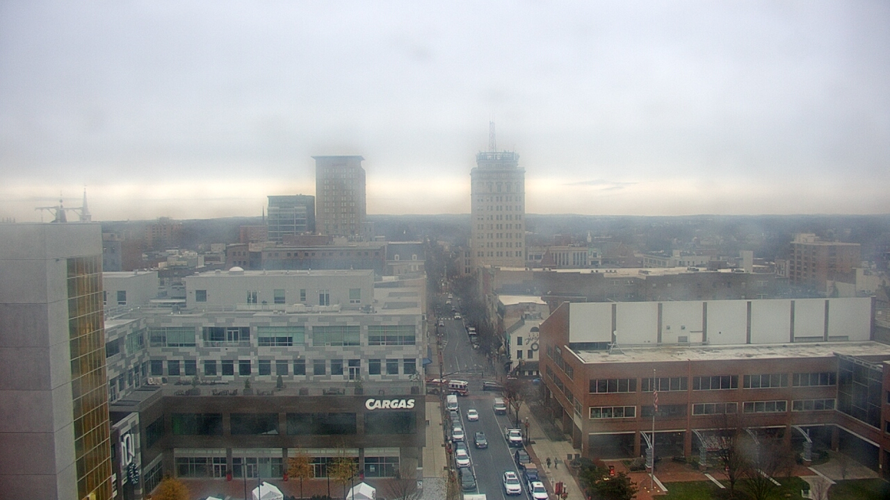 Thumbnail for current weather camera view from The Imperial Ballrooms at Holiday Inn Lancaster in Lancaster, Pennsylvania