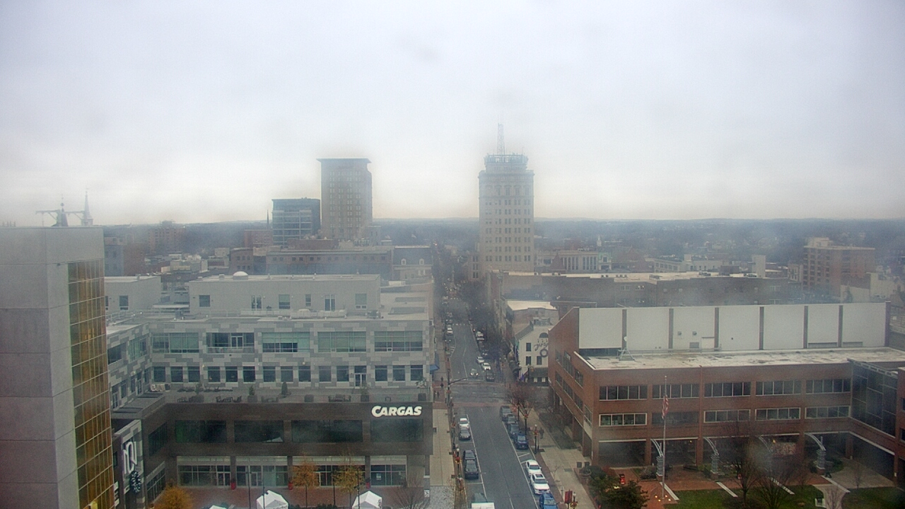 Thumbnail for current weather camera view from The Imperial Ballrooms at Holiday Inn Lancaster in Lancaster, Pennsylvania