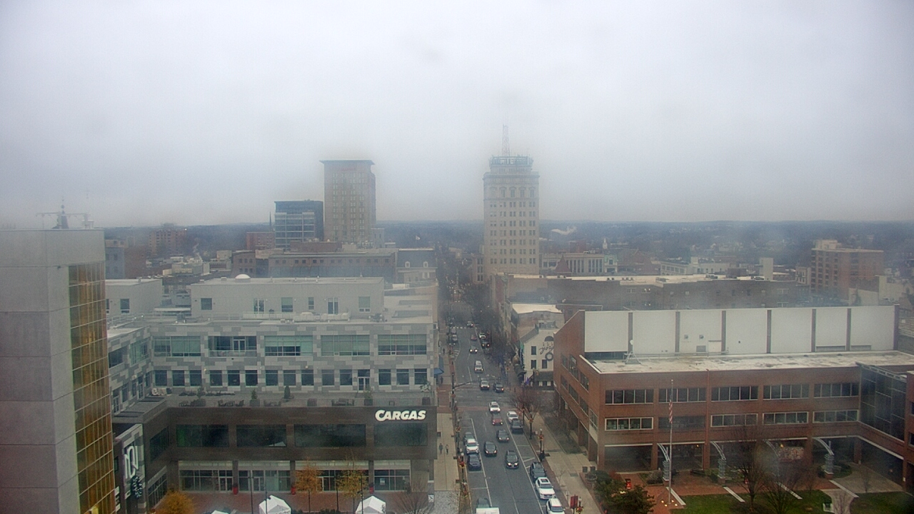Thumbnail for current weather camera view from The Imperial Ballrooms at Holiday Inn Lancaster in Lancaster, Pennsylvania
