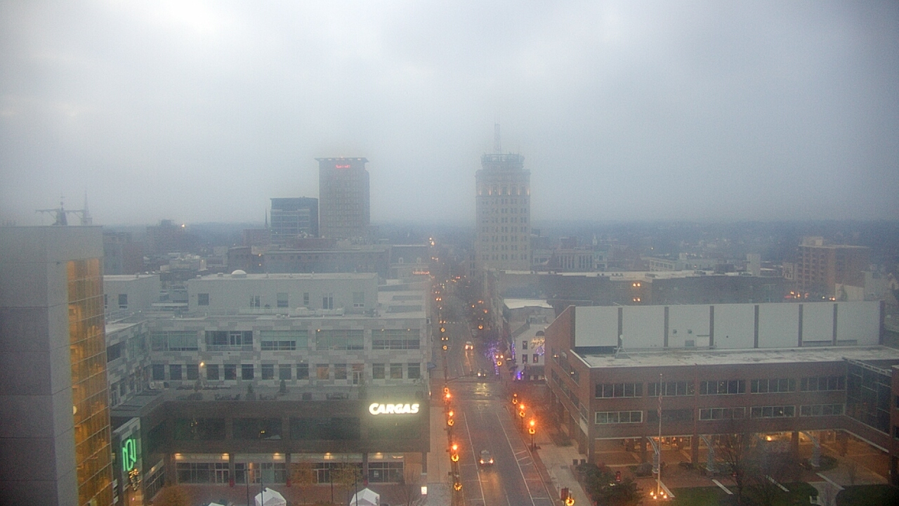 Thumbnail for current weather camera view from The Imperial Ballrooms at Holiday Inn Lancaster in Lancaster, Pennsylvania