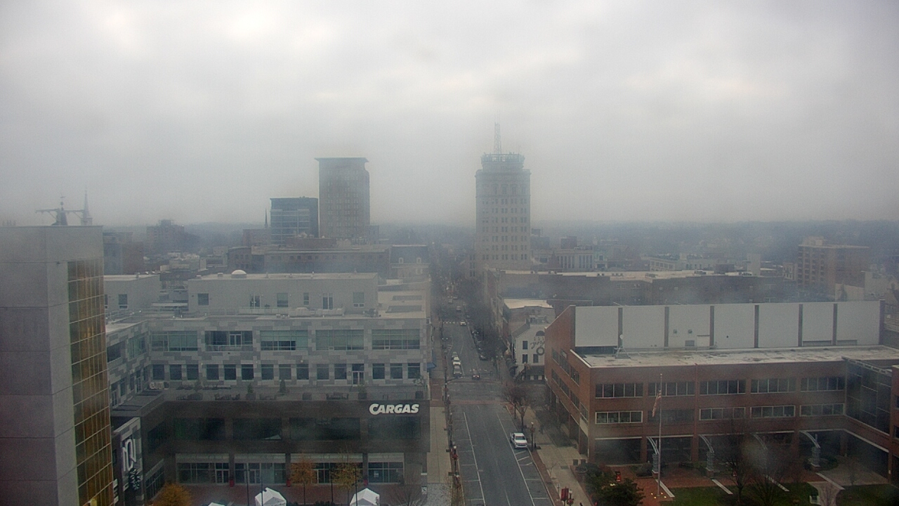 Thumbnail for current weather camera view from The Imperial Ballrooms at Holiday Inn Lancaster in Lancaster, Pennsylvania