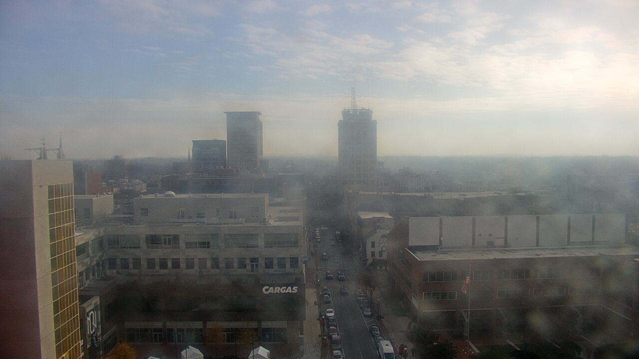 Thumbnail for current weather camera view from The Imperial Ballrooms at Holiday Inn Lancaster in Lancaster, Pennsylvania