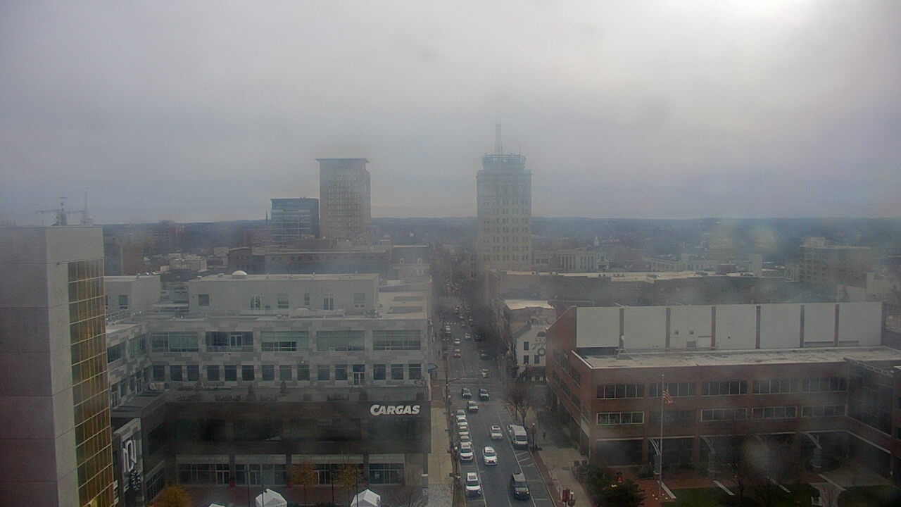 Thumbnail for current weather camera view from The Imperial Ballrooms at Holiday Inn Lancaster in Lancaster, Pennsylvania
