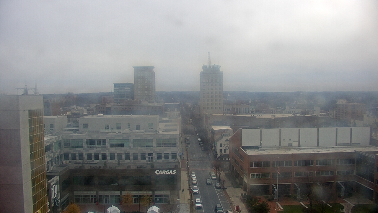 Thumbnail for current weather camera view from The Imperial Ballrooms at Holiday Inn Lancaster in Lancaster, Pennsylvania