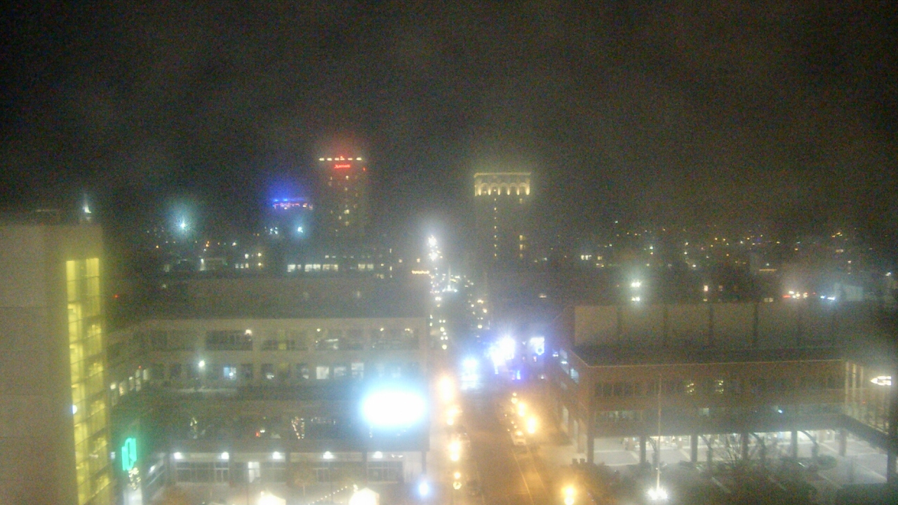 Thumbnail for current weather camera view from The Imperial Ballrooms at Holiday Inn Lancaster in Lancaster, Pennsylvania