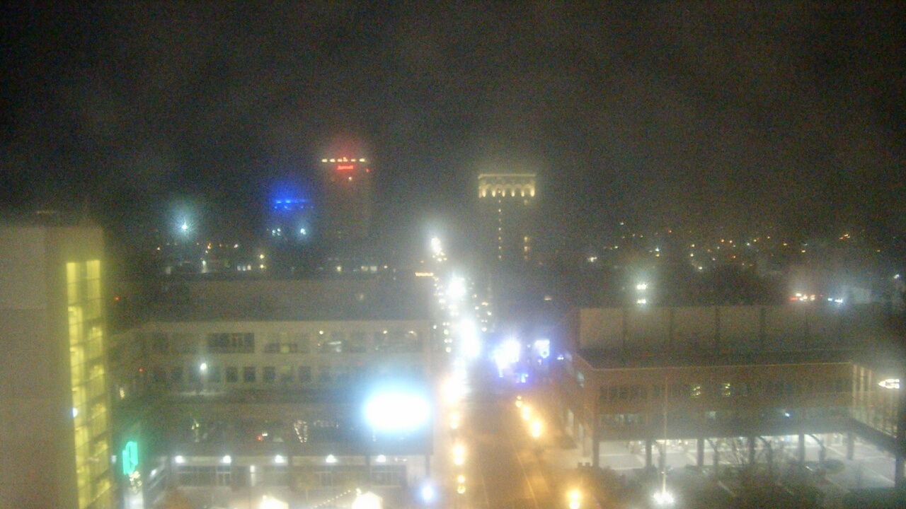 Thumbnail for current weather camera view from The Imperial Ballrooms at Holiday Inn Lancaster in Lancaster, Pennsylvania