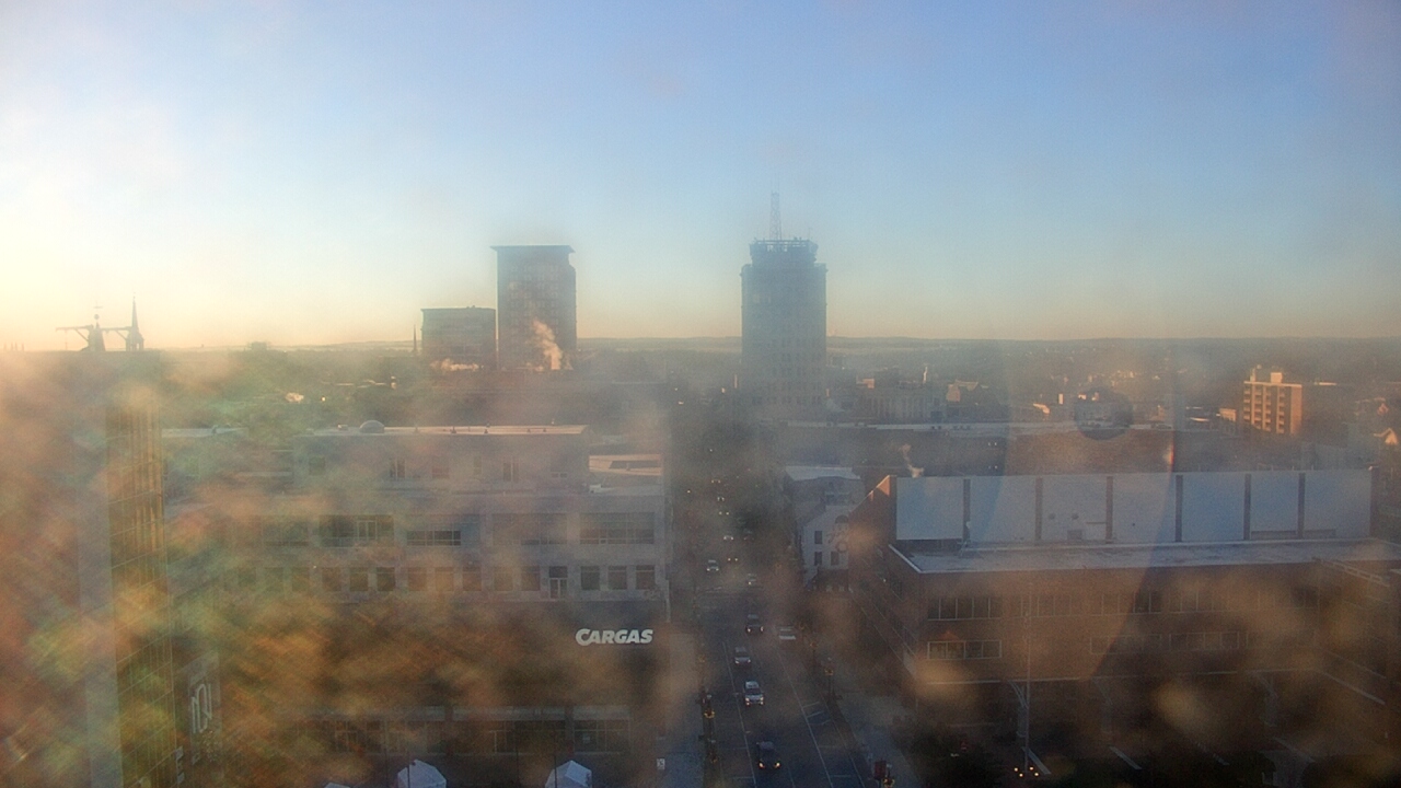 Thumbnail for current weather camera view from The Imperial Ballrooms at Holiday Inn Lancaster in Lancaster, Pennsylvania