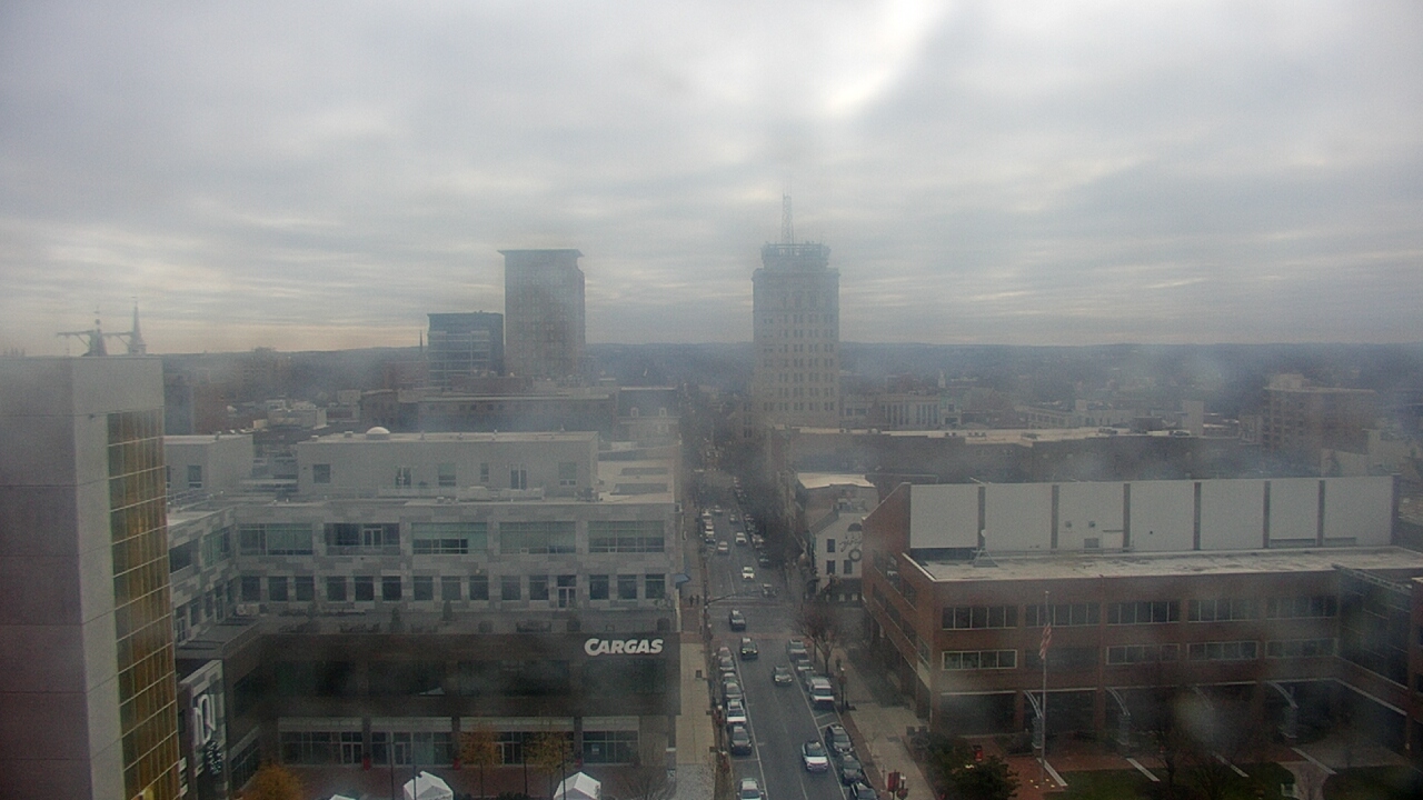 Thumbnail for current weather camera view from The Imperial Ballrooms at Holiday Inn Lancaster in Lancaster, Pennsylvania