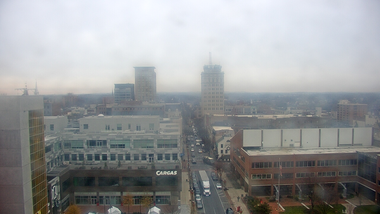 Thumbnail for current weather camera view from The Imperial Ballrooms at Holiday Inn Lancaster in Lancaster, Pennsylvania