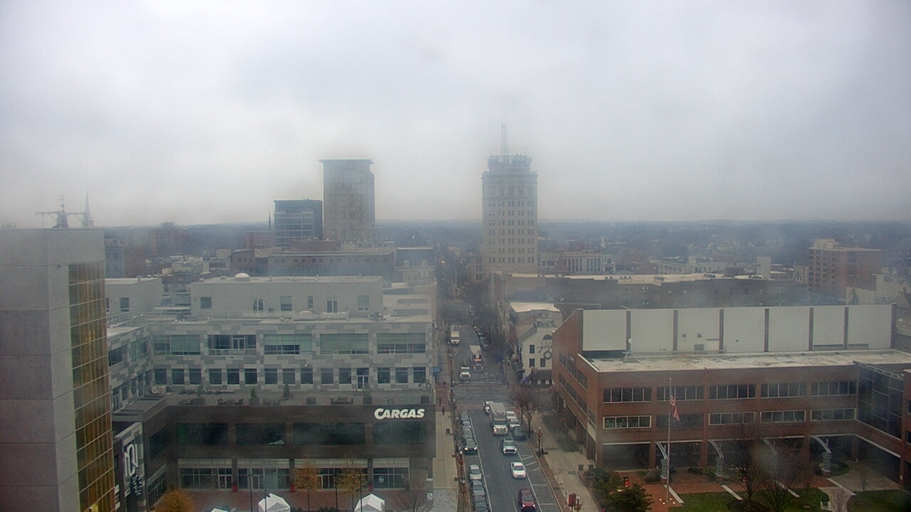 Thumbnail for current weather camera view from The Imperial Ballrooms at Holiday Inn Lancaster in Lancaster, Pennsylvania