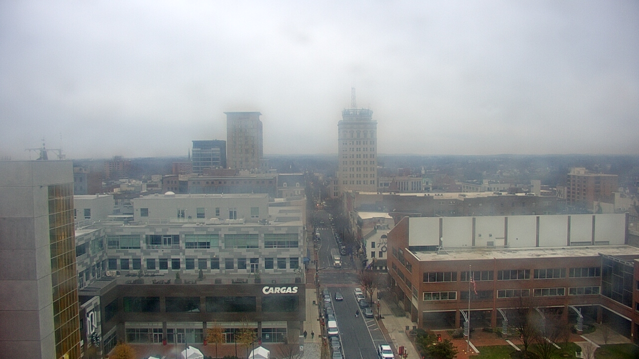 Thumbnail for current weather camera view from The Imperial Ballrooms at Holiday Inn Lancaster in Lancaster, Pennsylvania