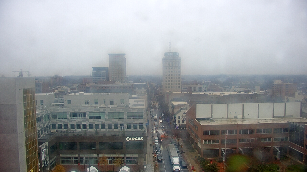 Thumbnail for current weather camera view from The Imperial Ballrooms at Holiday Inn Lancaster in Lancaster, Pennsylvania