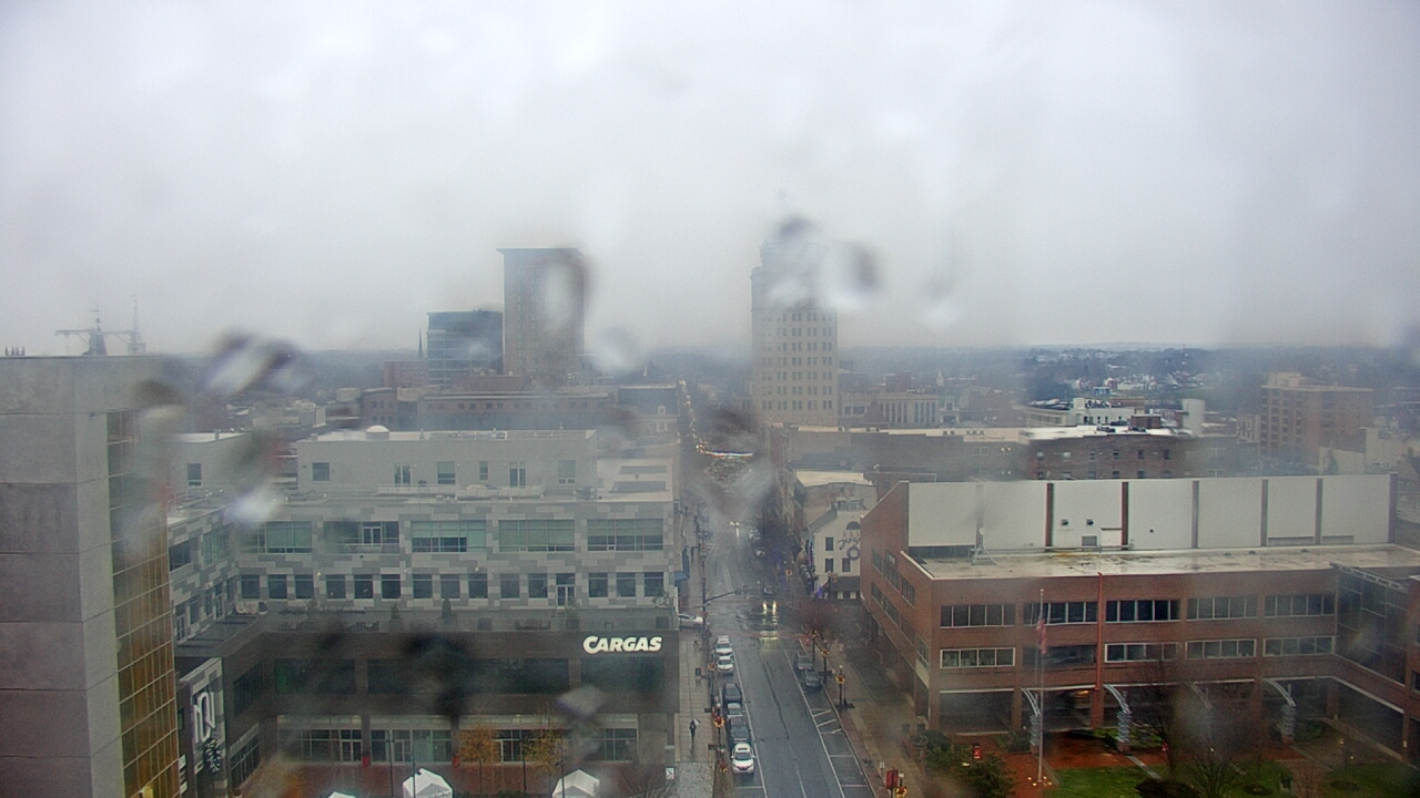Thumbnail for current weather camera view from The Imperial Ballrooms at Holiday Inn Lancaster in Lancaster, Pennsylvania