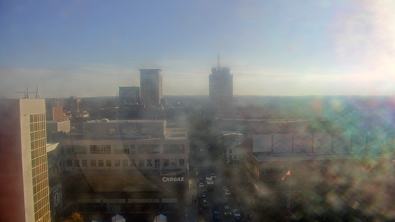 Thumbnail for current weather camera view from The Imperial Ballrooms at Holiday Inn Lancaster in Lancaster, Pennsylvania