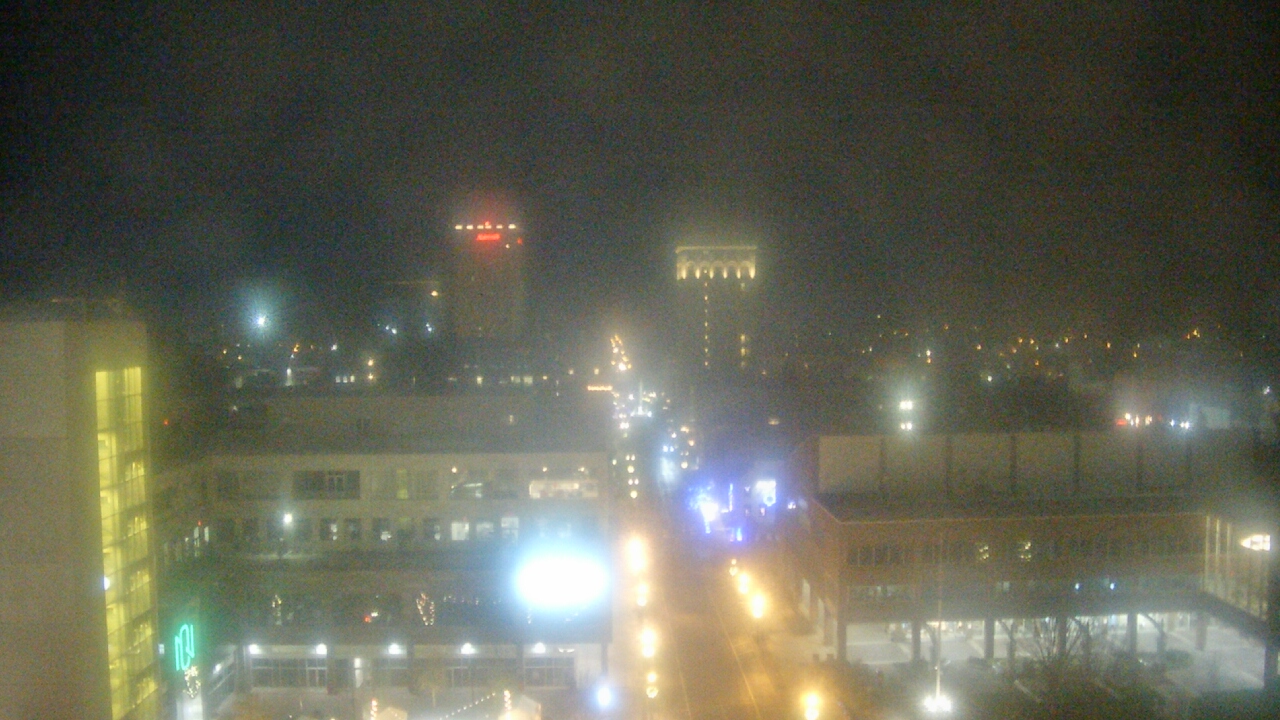 Thumbnail for current weather camera view from The Imperial Ballrooms at Holiday Inn Lancaster in Lancaster, Pennsylvania