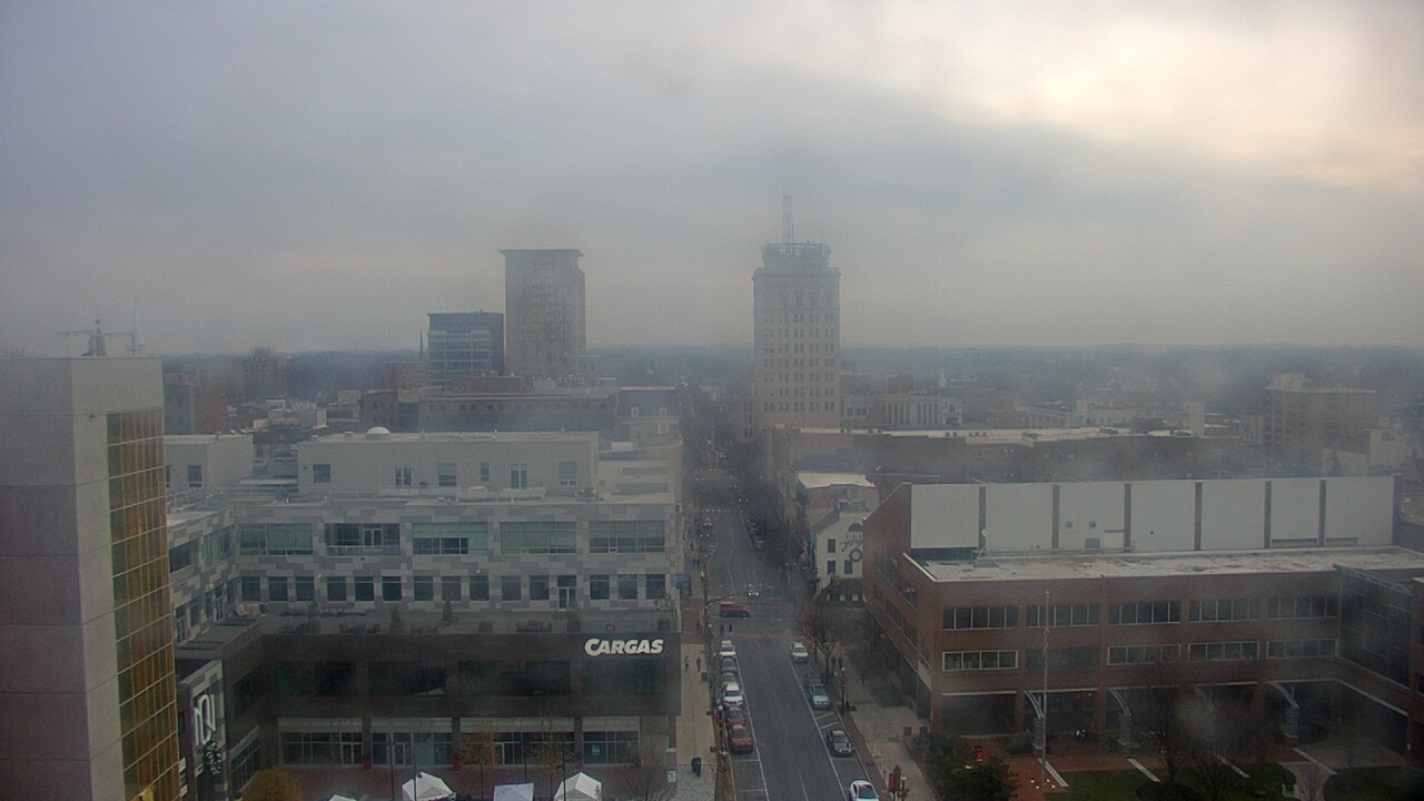 Thumbnail for current weather camera view from The Imperial Ballrooms at Holiday Inn Lancaster in Lancaster, Pennsylvania
