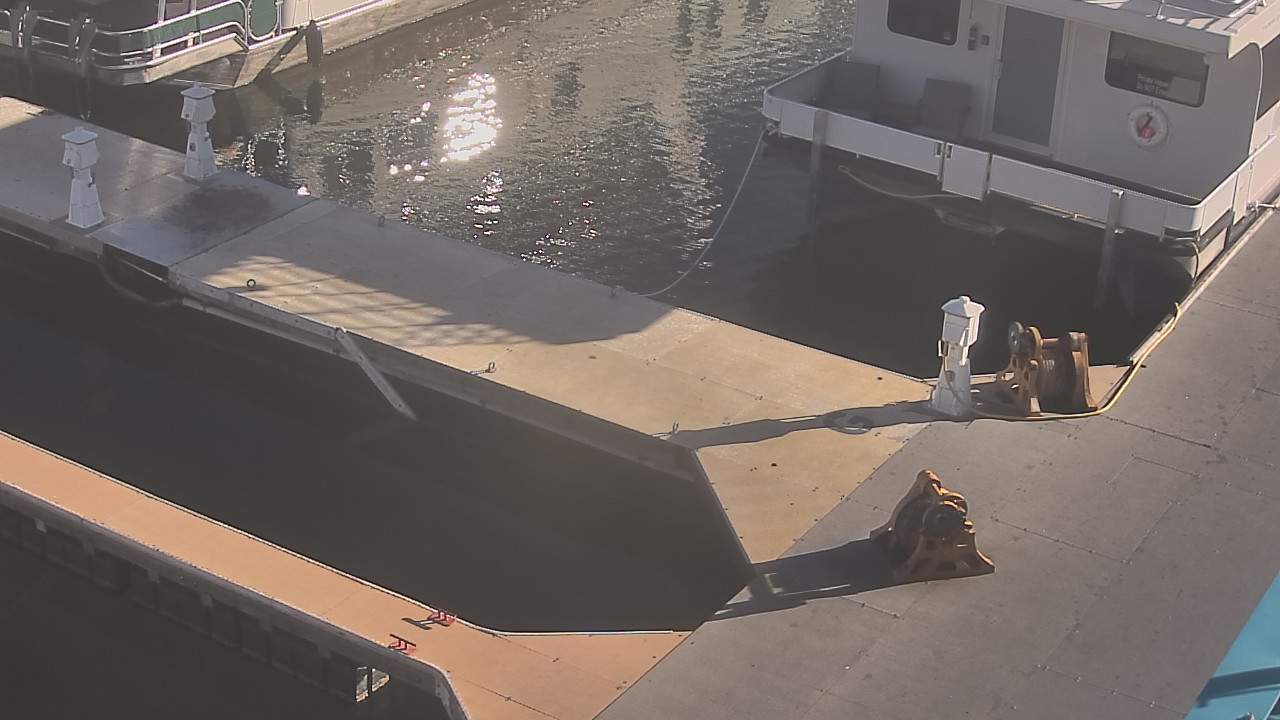 Thumbnail for current weather camera view from Lake Powell Resorts and Marinas - Wahweap Marina in Page, Arizona