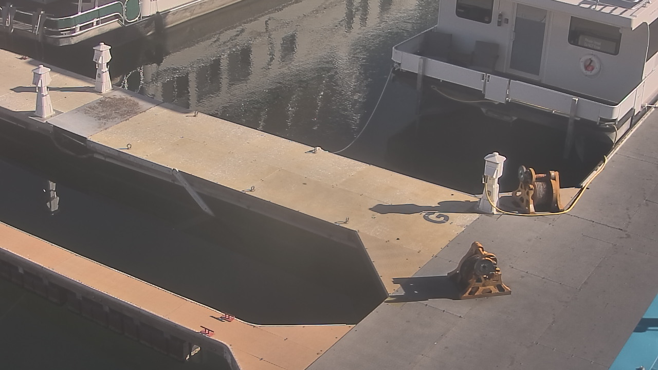 Thumbnail for current weather camera view from Lake Powell Resorts and Marinas - Wahweap Marina in Page, Arizona