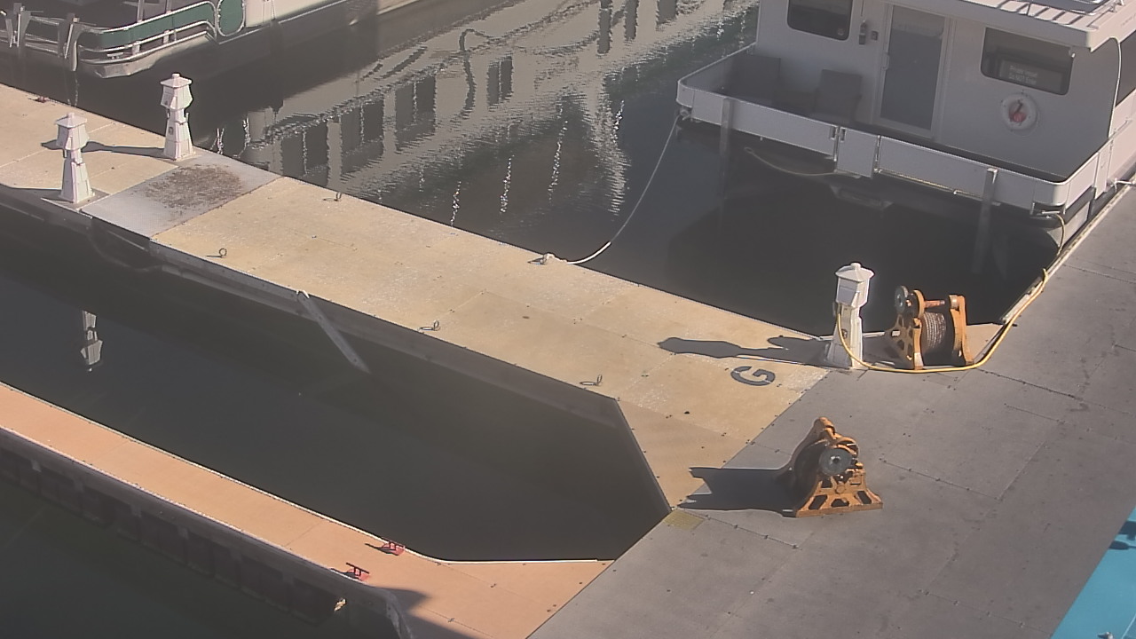 Thumbnail for current weather camera view from Lake Powell Resorts and Marinas - Wahweap Marina in Page, Arizona