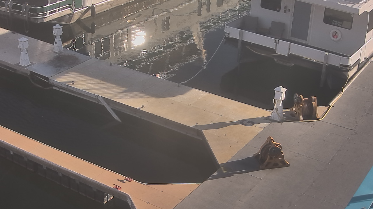 Thumbnail for current weather camera view from Lake Powell Resorts and Marinas - Wahweap Marina in Page, Arizona