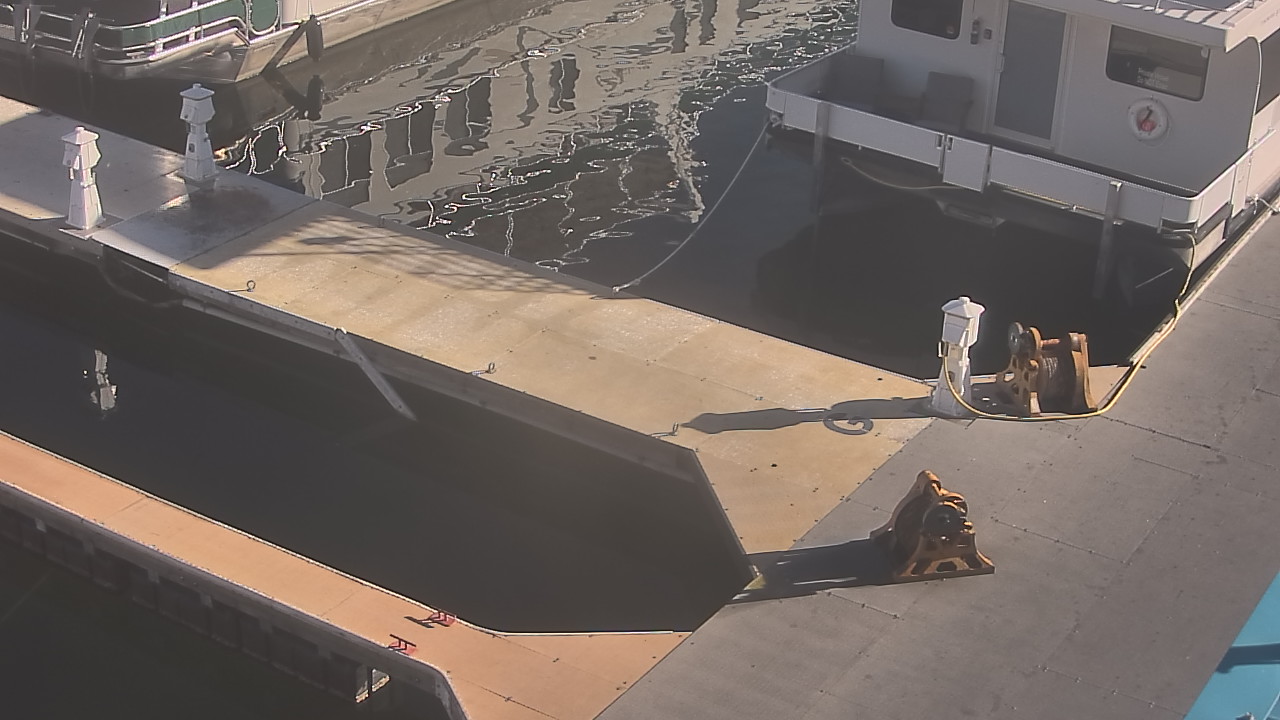 Thumbnail for current weather camera view from Lake Powell Resorts and Marinas - Wahweap Marina in Page, Arizona