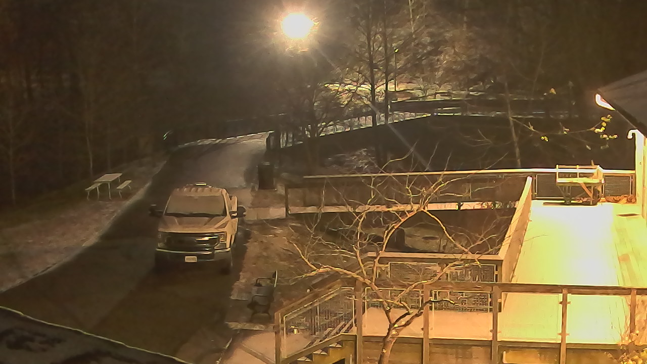 Thumbnail for current weather camera view from Lake Roland Nature Council in Baltimore, Maryland