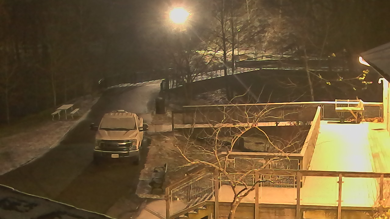 Thumbnail for current weather camera view from Lake Roland Nature Council in Baltimore, Maryland