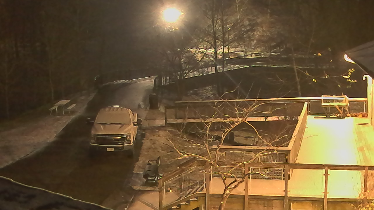 Thumbnail for current weather camera view from Lake Roland Nature Council in Baltimore, Maryland